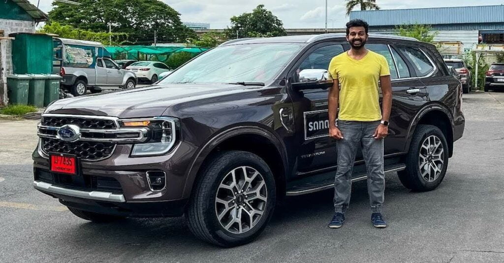 Indian YouTuber Reviews The New Ford Endeavour