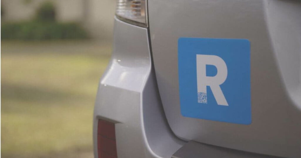 r vehicle registration plate australia