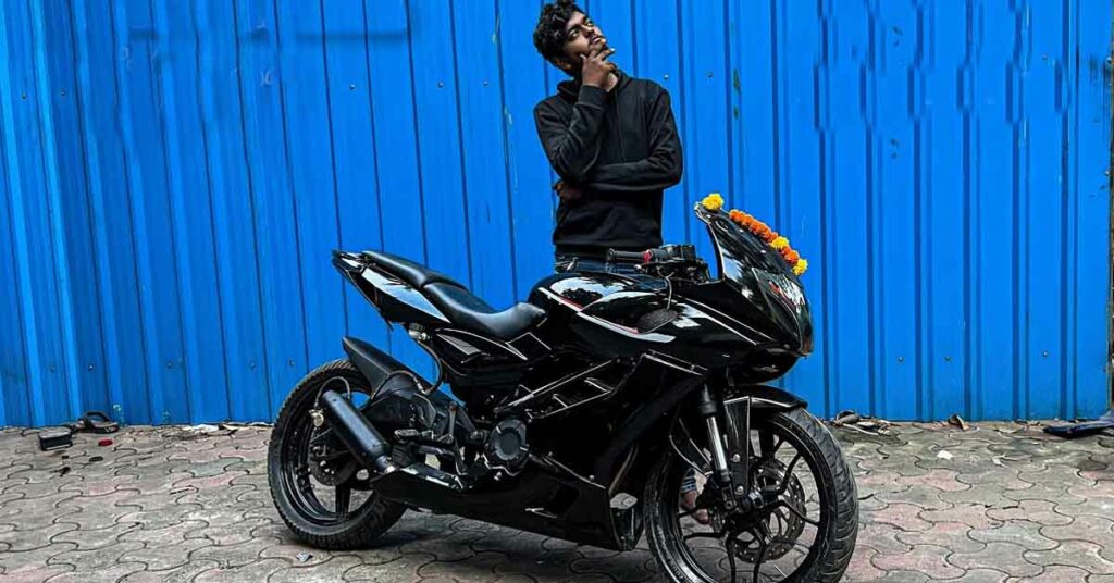 India's Sportiest Bajaj Pulsar