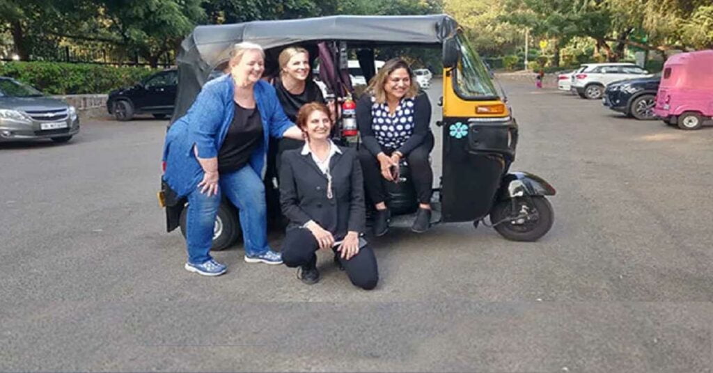 US Diplomats Buy Auto Rickshaws to Replace Cars in India