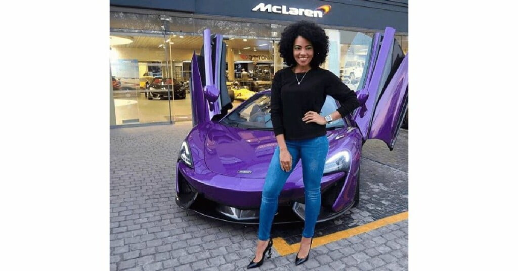 Amanda Dupont McLaren 720S