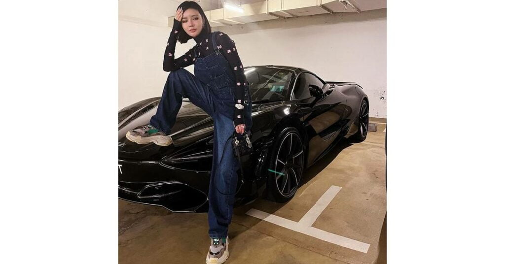 Kim Lim with her McLaren 720S