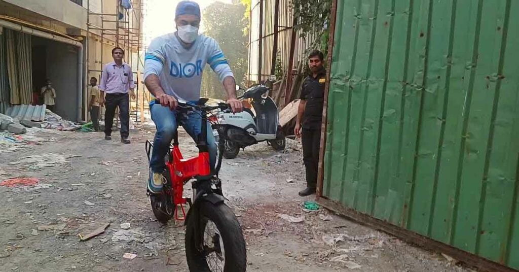 Ranbir Kapoor Seen on his Mate X Electric Bike