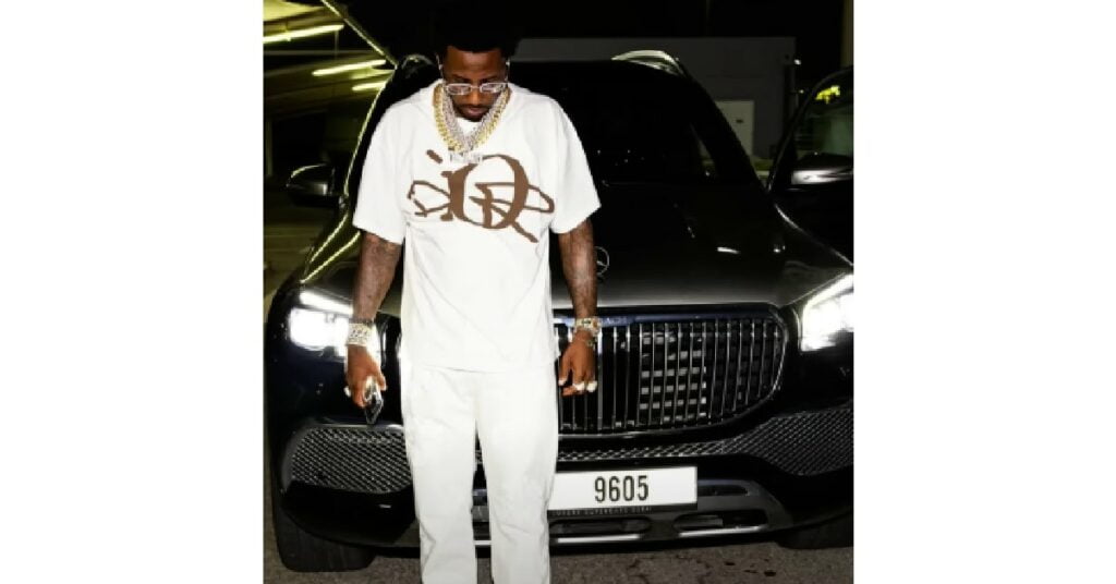 Fabolous with his Mercedes-Maybach GLS600