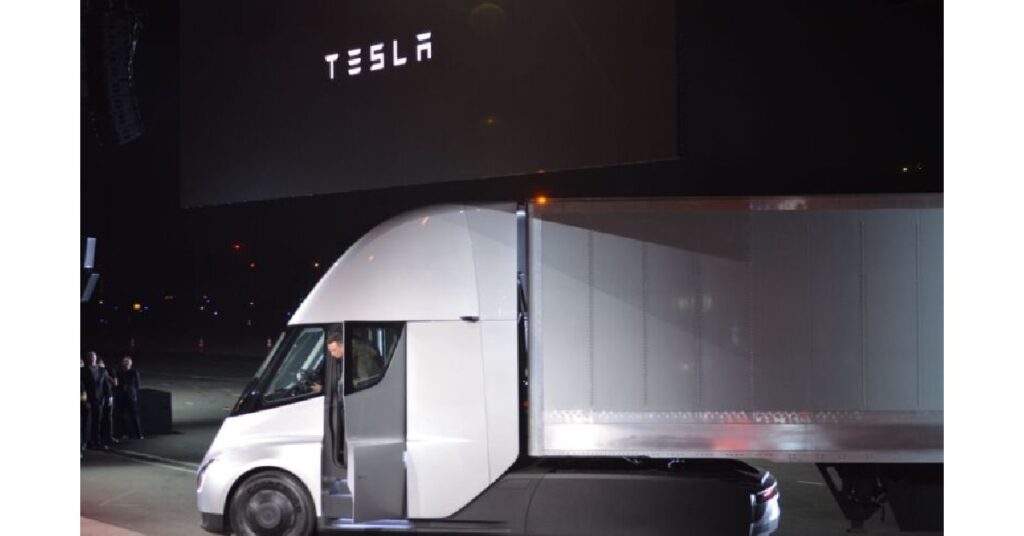 Deliveries of the Tesla Semi Electric Truck Begin