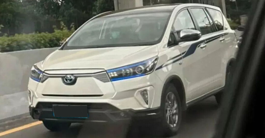 Toyota Innova Ev Front Three Quarters