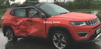 Jeep Compass Crashes at 120 km/h