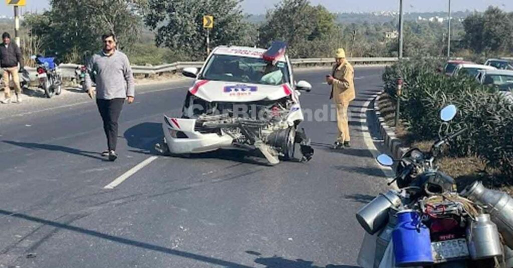 Toyota Innova of Police Travelling on Wrong Side of Road Hits a Maruti Swift