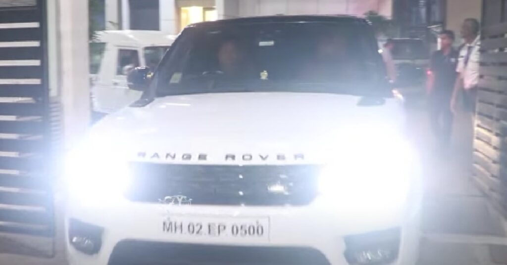Shahrukh Khan Seen with his Range Rover Sport