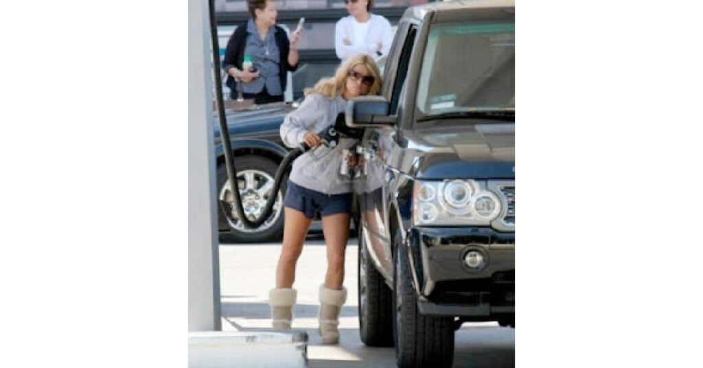 Range Rover Vogue of Jessica Simpson