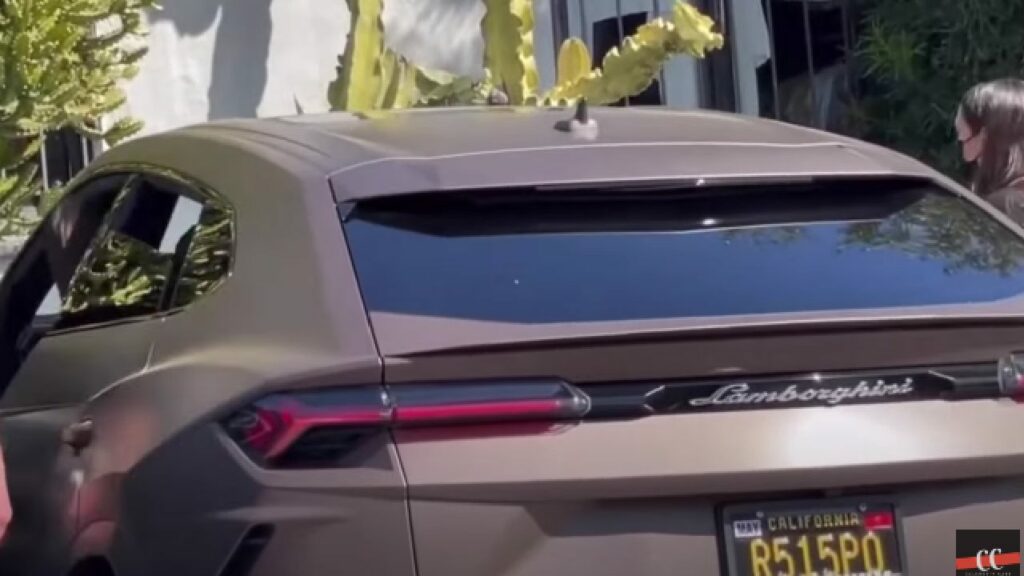 Kendell Jenner with Her Lamborghini Urus