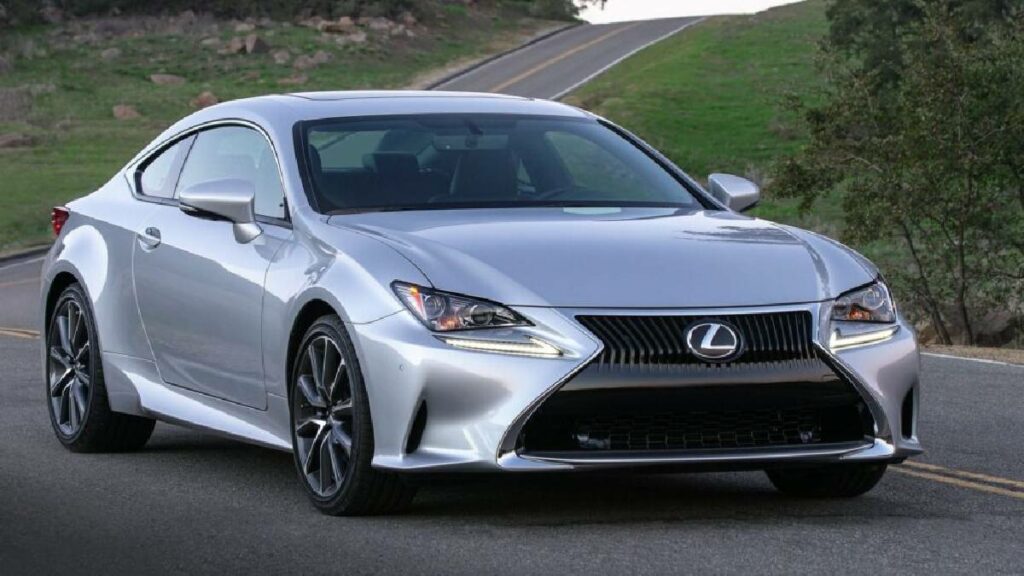 Lexus RC 200t