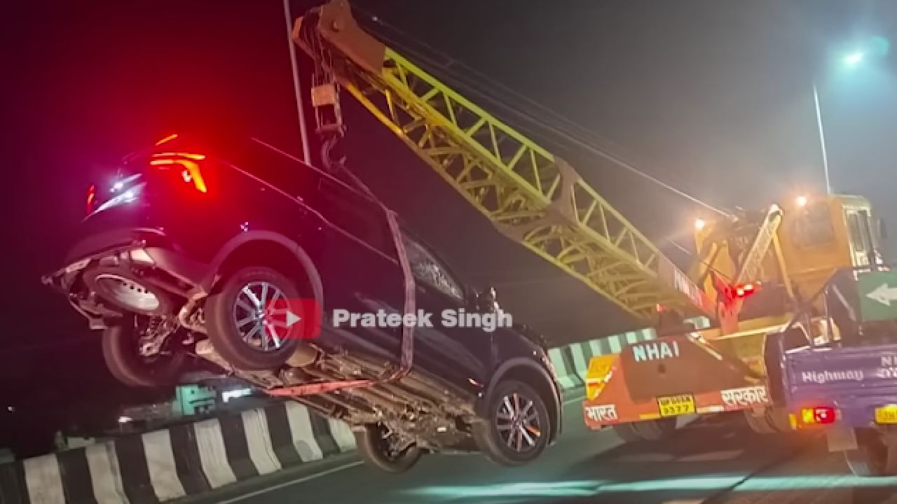 Mahindra XUV700 Crashes, ADAS Saves Passengers