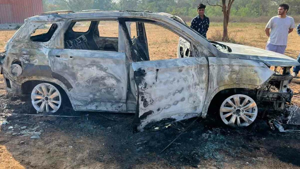 MG Hector Burnt Completely in Fire