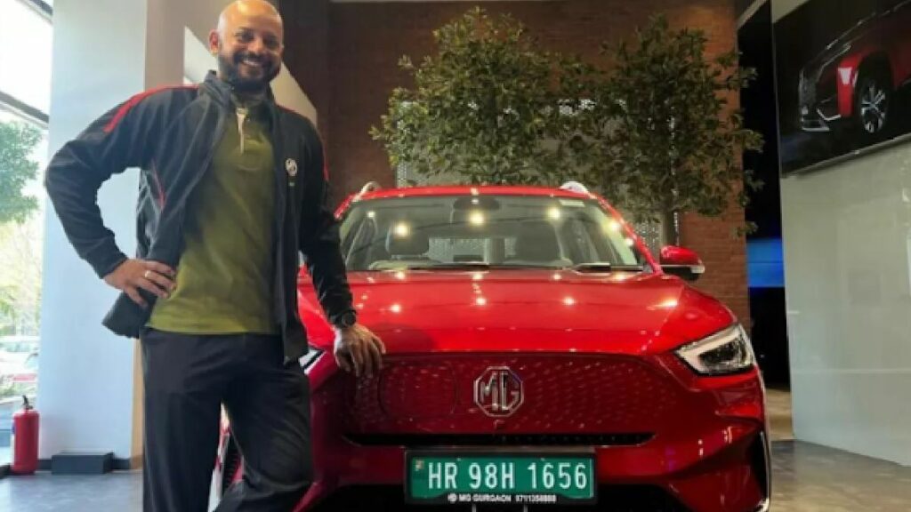 Murali Kartik Buys MG ZS EV