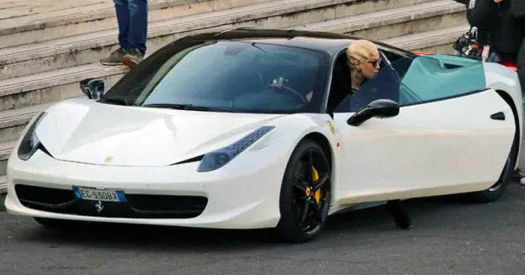 rita ora ferrari 458 italia