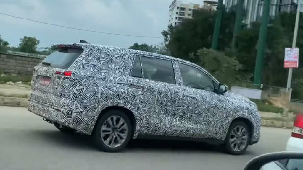 New Innova Hycross-based Maruti MPV