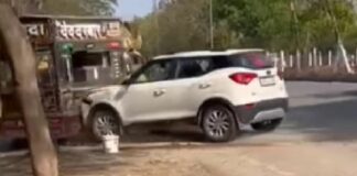 Mahindra XUV300 Rams Faluda Stall