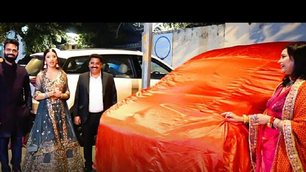 Newly Wed Gifts Kia Carnival to FatherinLaw, Happiness Galore » Car