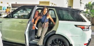 Suhana Khan with Range Rover Sport