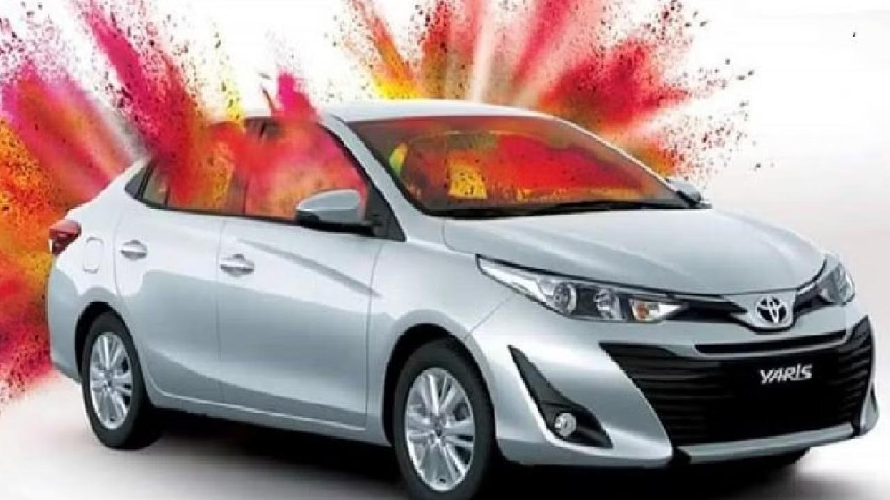 Tips To Clean Car After Holi Colours