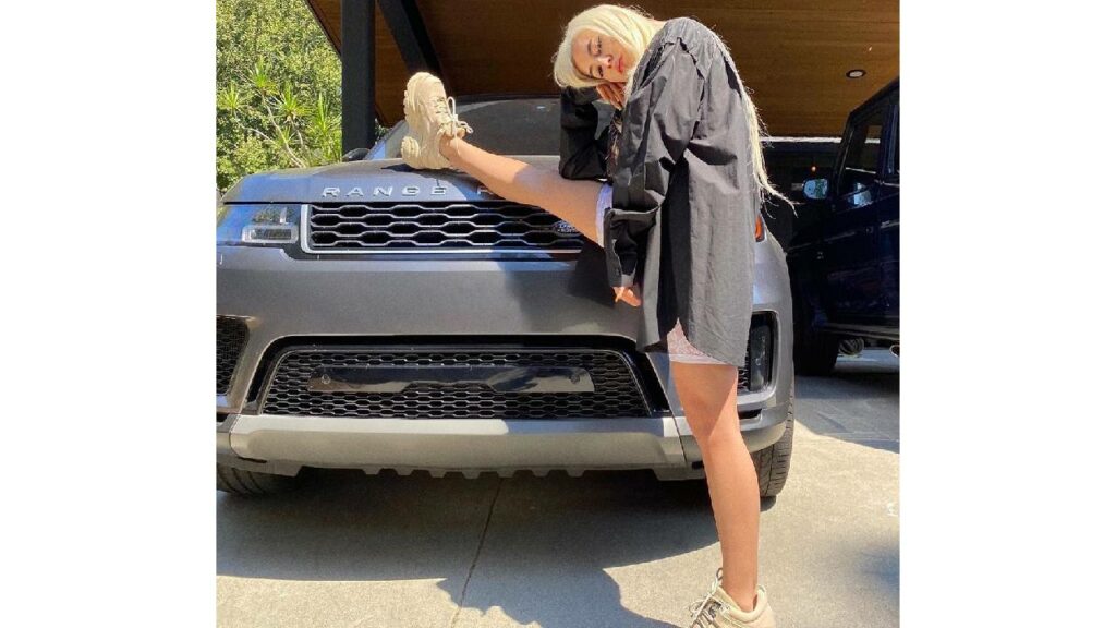 Ava Max with her Range Rover Sport