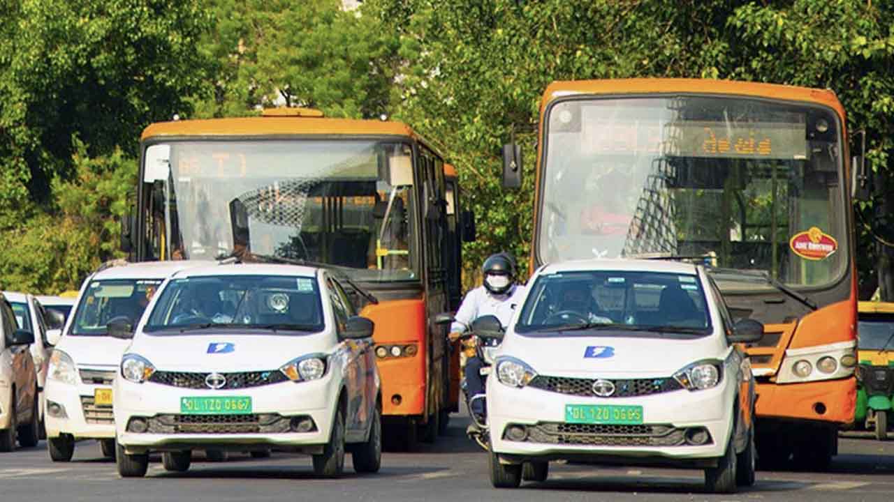 delhi road electric car