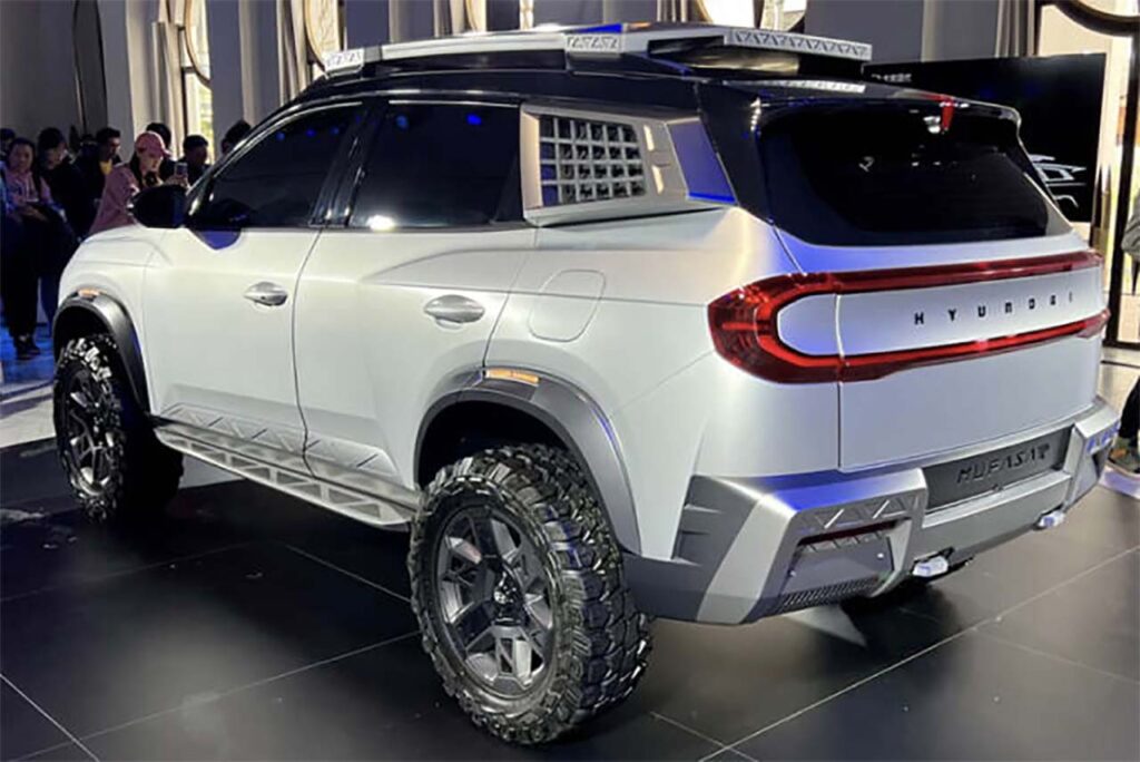 hyundai mufasa rear three quarters