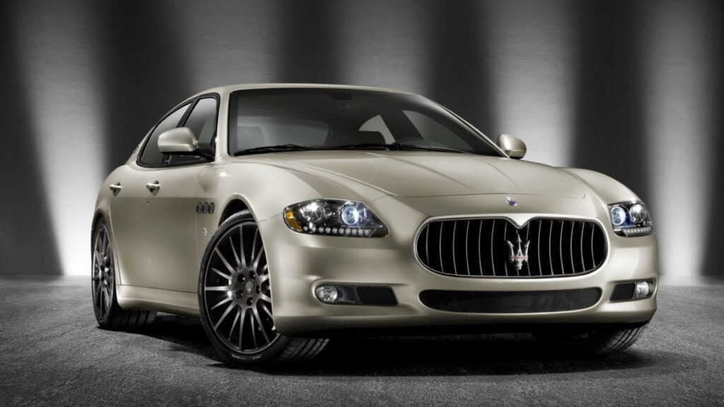 Maserati Quattroporte