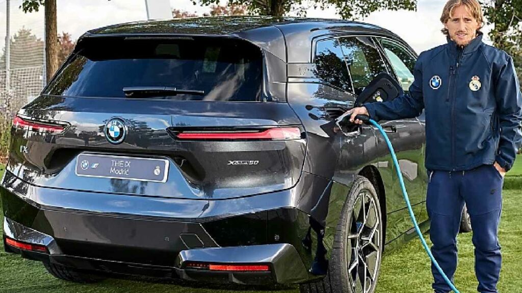Luka Modric with his BMW iX