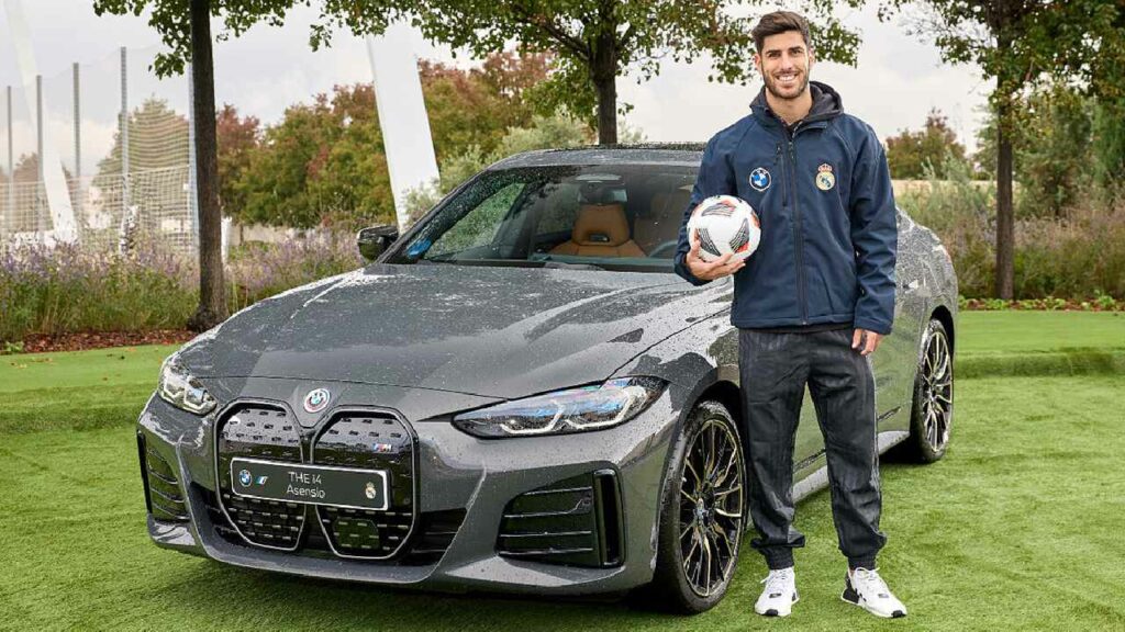 Marco Asensio with his BMW i4