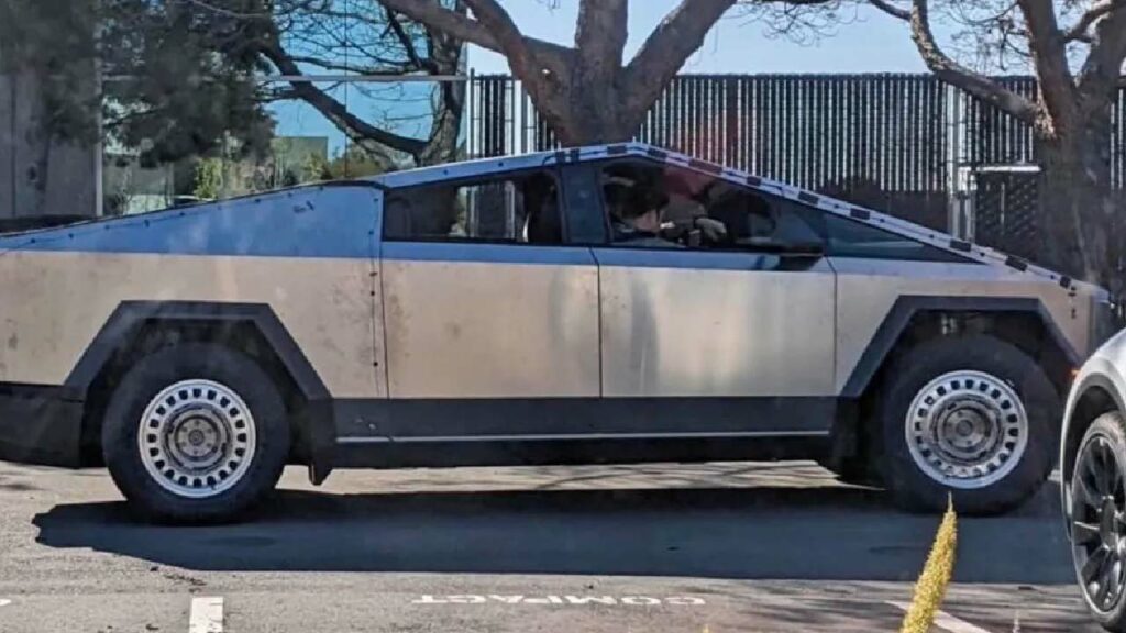 Tesla Cybertruck Seen with Steel Wheels