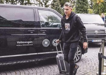 Robin Koch with VW Van