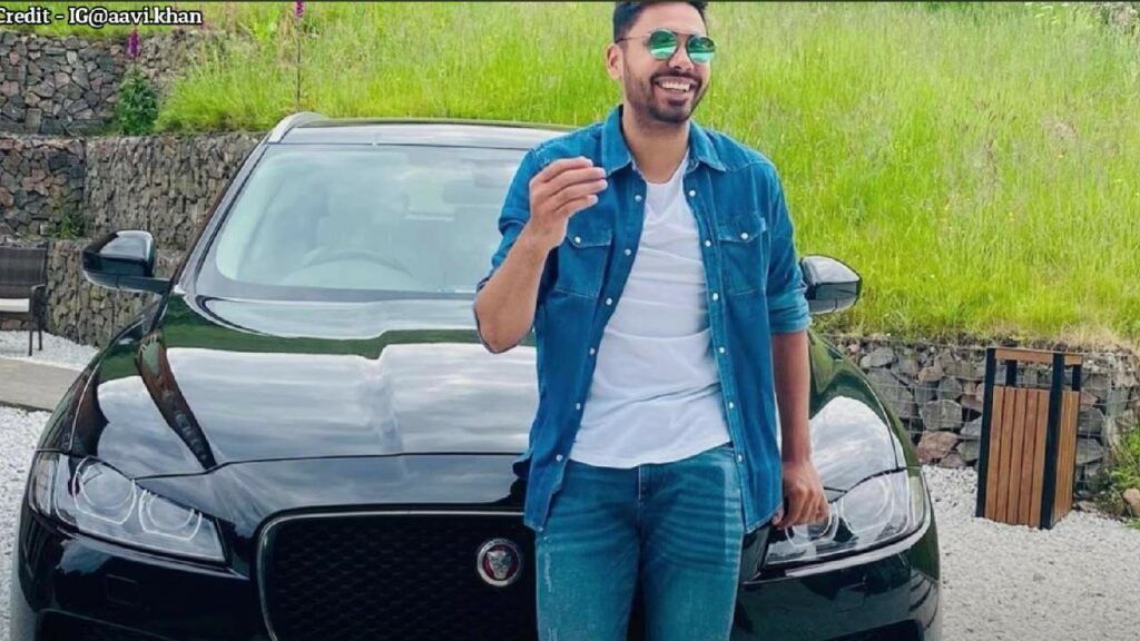 Avesh Khan with his Jaguar F-Pace