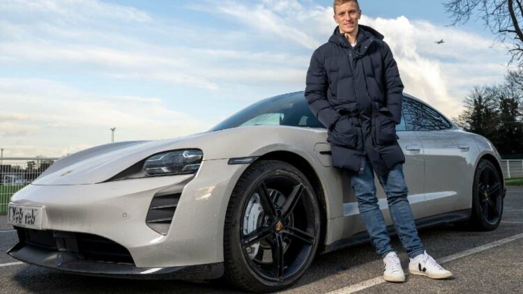 Cars of Players of Liverpool and Brentford