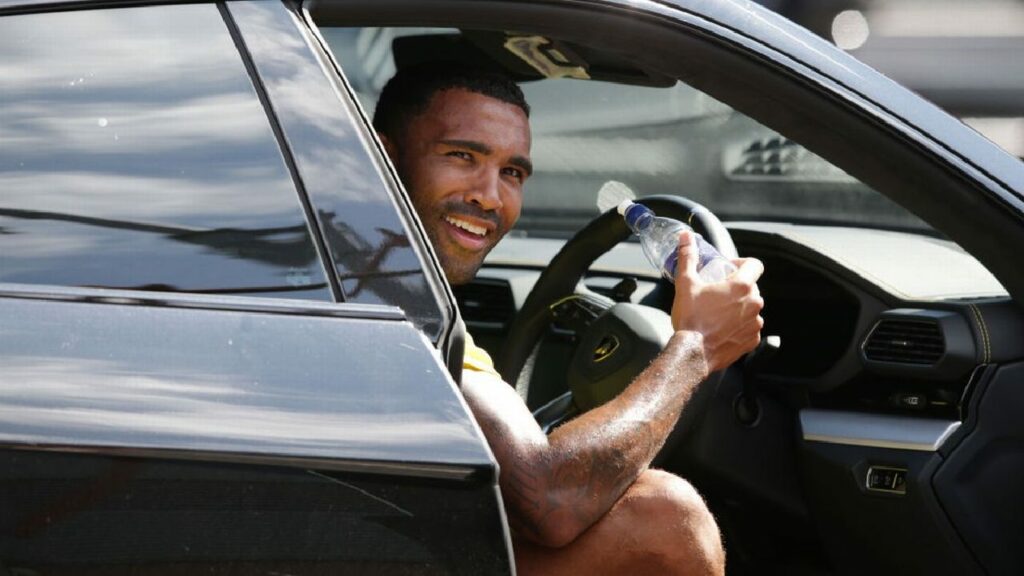 Callum Wilson with Range Rover