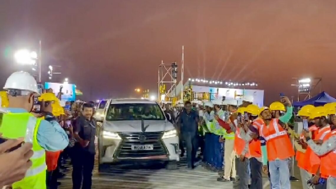 Devendra Fadnavis Drives Lexus Lx on Indias Longest Sea Bridge
