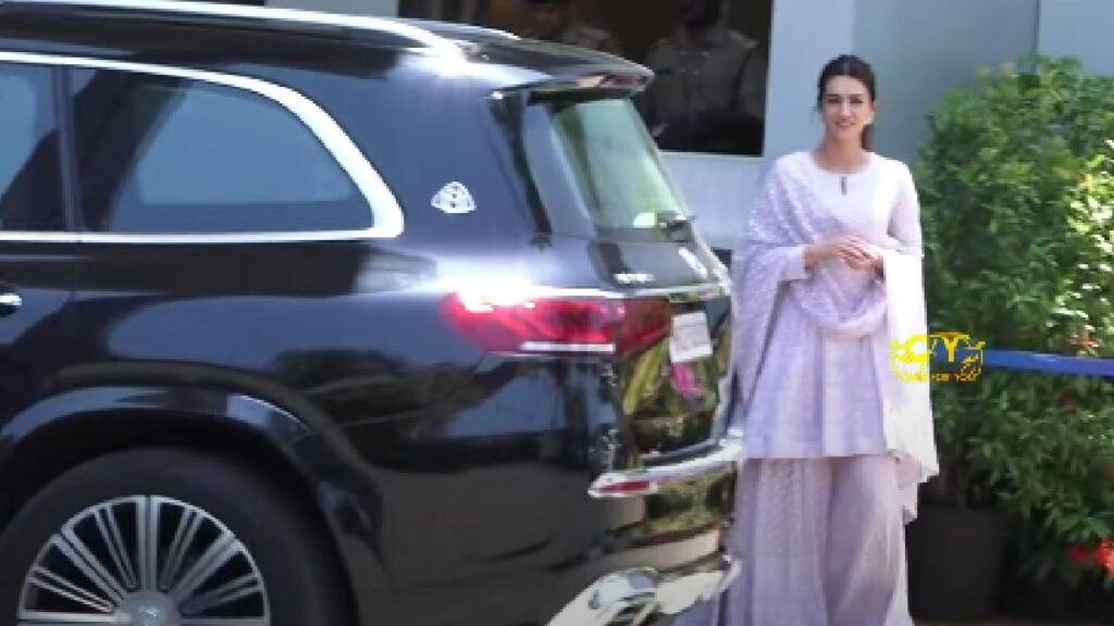 Kriti Sanon in Mercedes Maybach Gls600