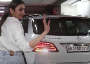 Rakul Preet Singh with Mercedes GLE 350d