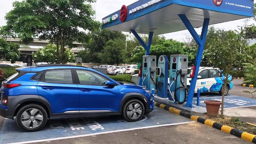 Cost of Setting Up An Electric Car Charging Station in India: All You Need to Know