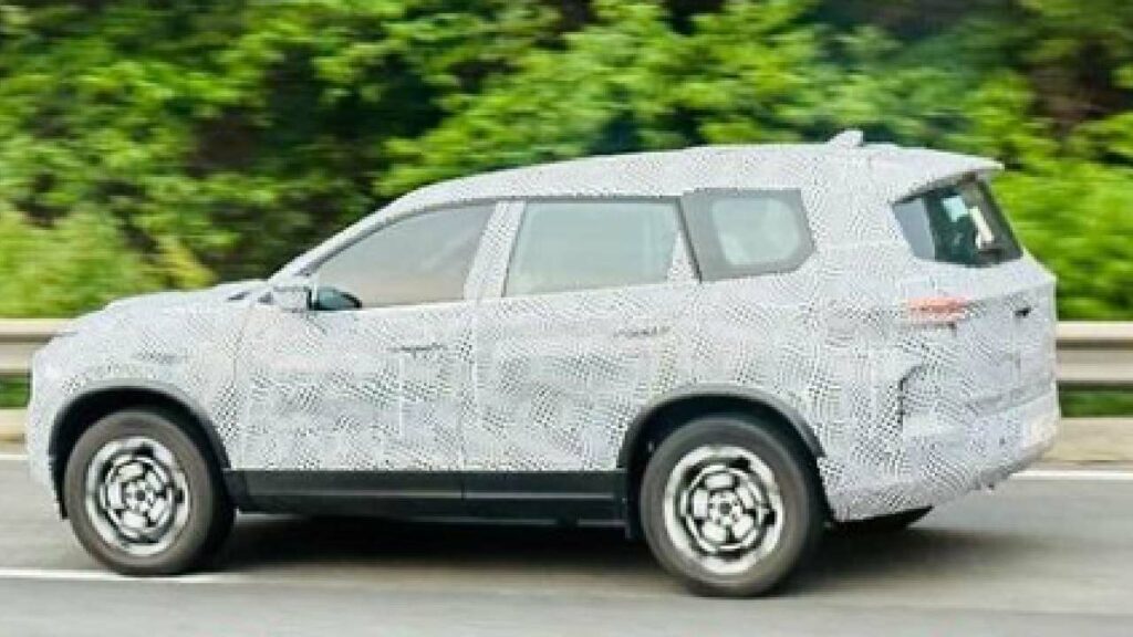 Tata Safari Facelift Testing in South Korea