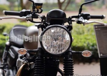 bajaj triumph 400 motorcycle