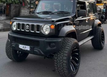 Maruti Jimny with Aftermarket 20-inch Alloys