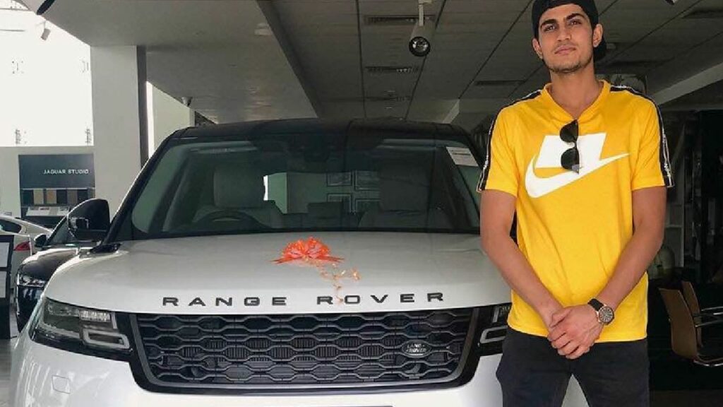 Shubman Gill with Range Rover Velar