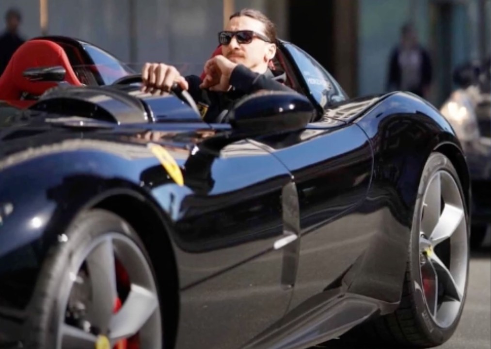 Zlatan Ibrahimovic with his Ferrari SP2 Monza