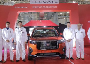 Mr. Takuya Tsumura, President and CEO Honda Cars India Ltd. with HCIL members during the Start of Production ceremony of Honda Elevate at Tapukara manufacturing plant in Rajasthan, India.