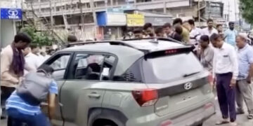 hyundai exter accident tata dealership