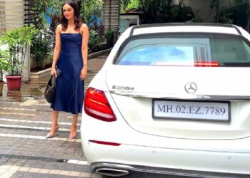 Manushi Chhillar in Mercedes-Benz E220d