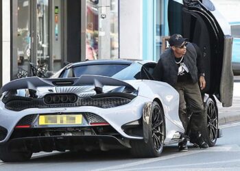 Marcus rashford mclaren 765 lt rear