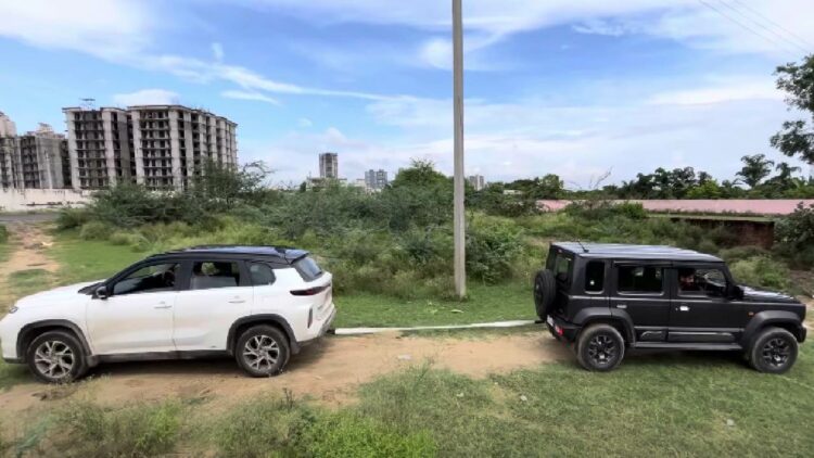 Maruti Jimny Vs Toyota Hyryder Tug of War